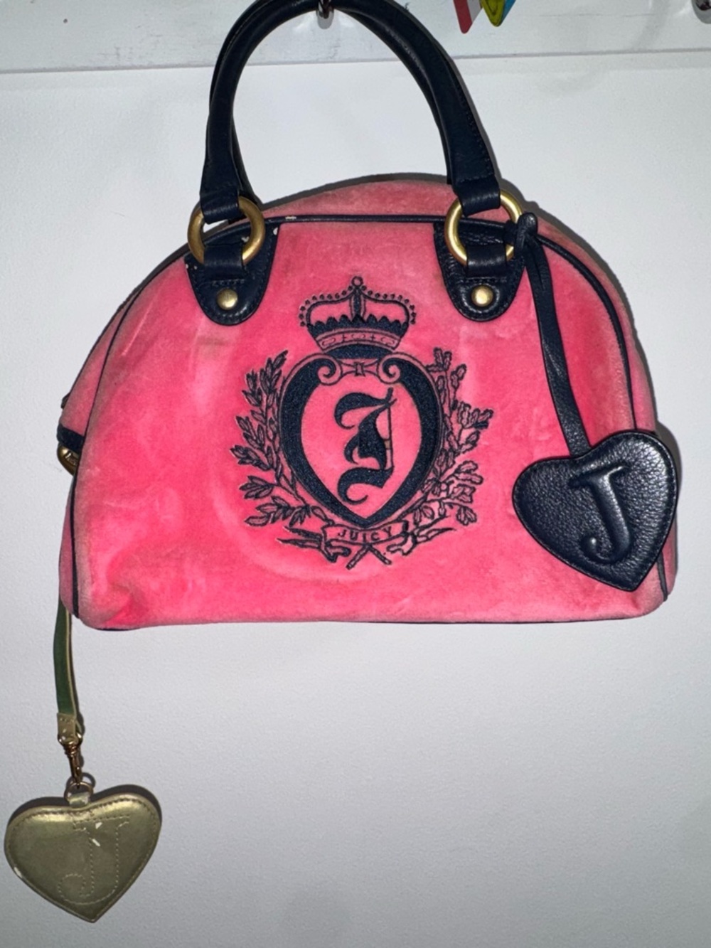 VINTAGE Juicy Couture Pink and Black Dome Satchel with Heart Charm - Picture 5 of 7